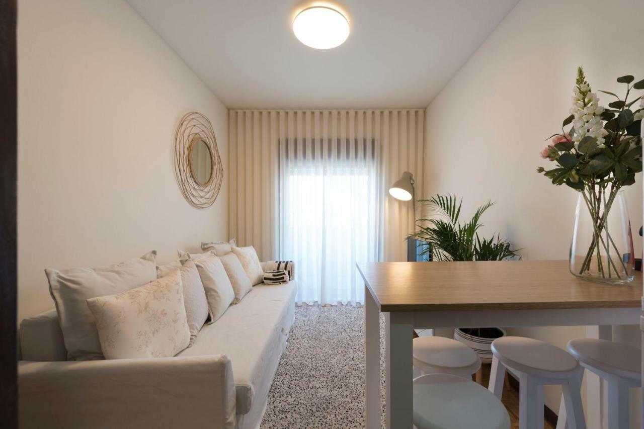 Lovelystay - Genuine Bonfim Balcony Flat Porto Eksteriør billede