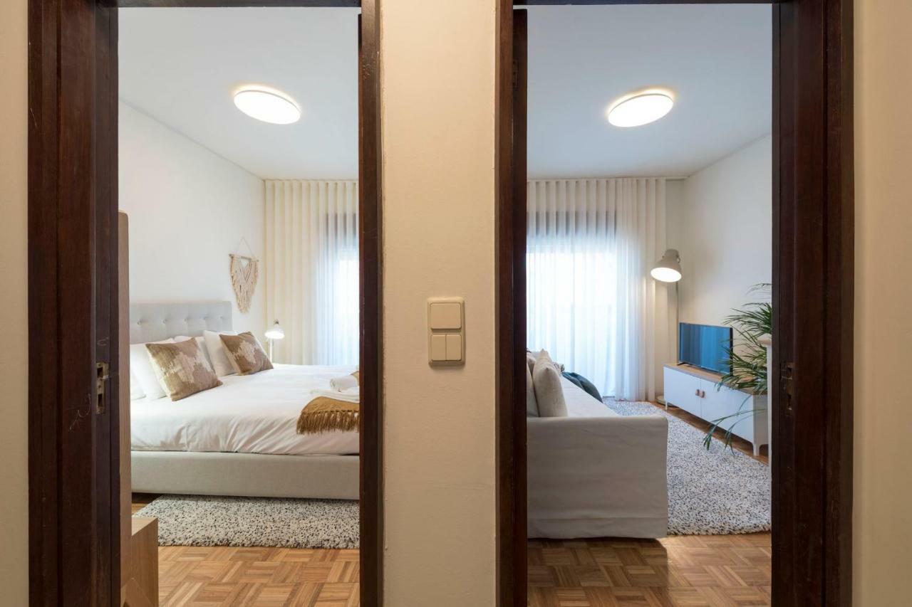 Lovelystay - Genuine Bonfim Balcony Flat Porto Eksteriør billede